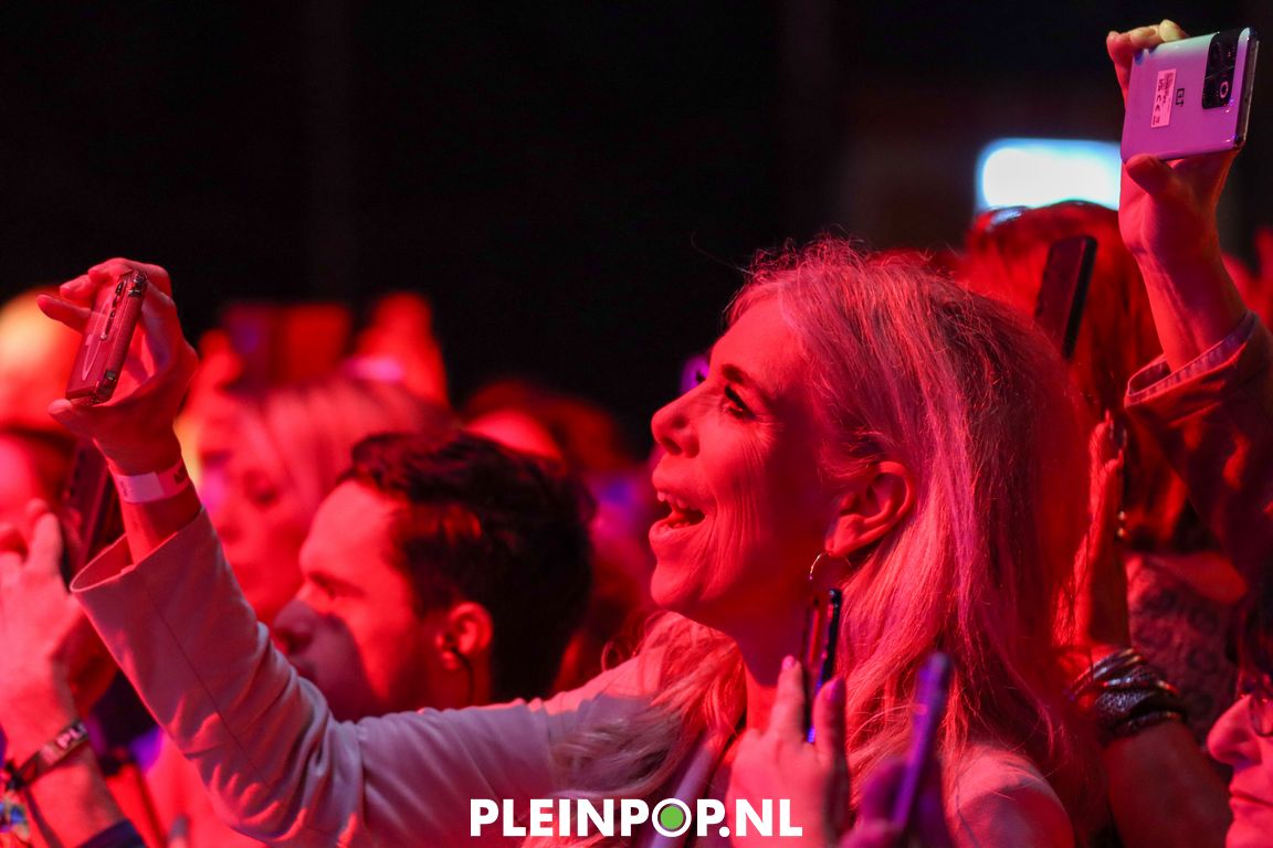 André Hazes jr    (57)